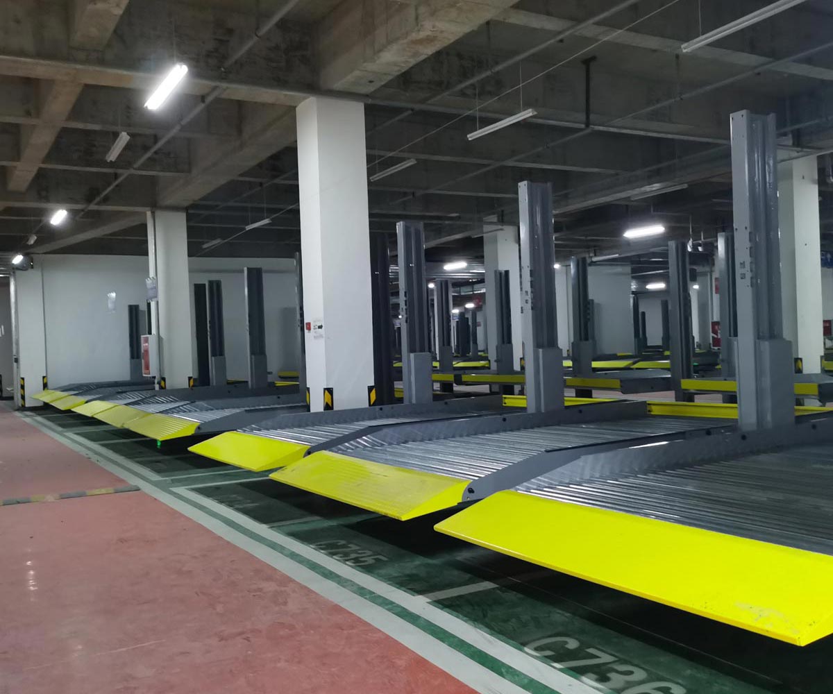 升降式機(jī)械停車(chē)設(shè)備二手